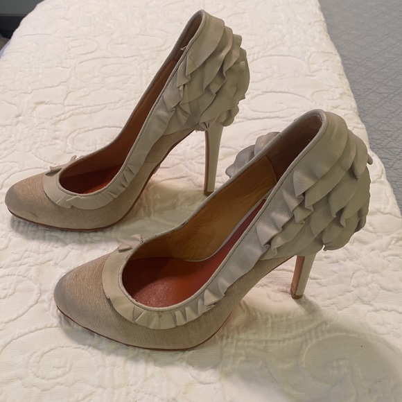 Badgley Mischka stiletto pumps - Picture 1 of 6